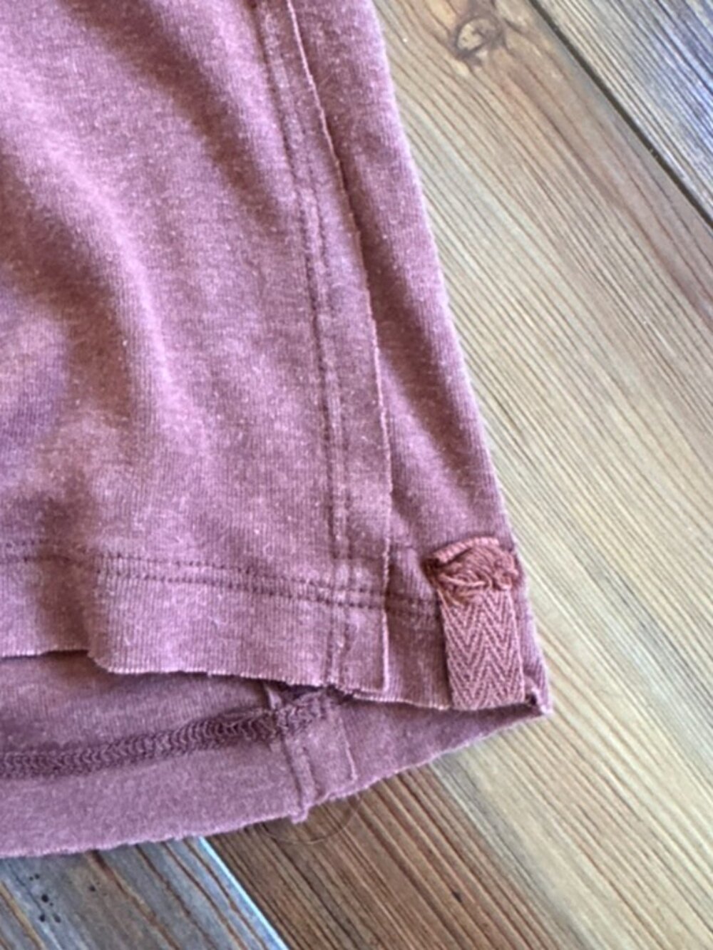 Free People We The Free Perfect Tee Mauve Raw Edge Cotton Size Small - Picture 3 of 5